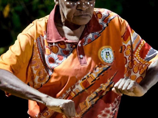 elder traditional dance at waringarri Kununurra