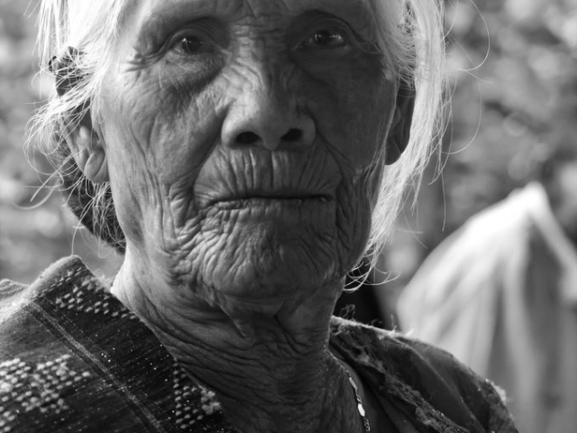 old woman lake toba